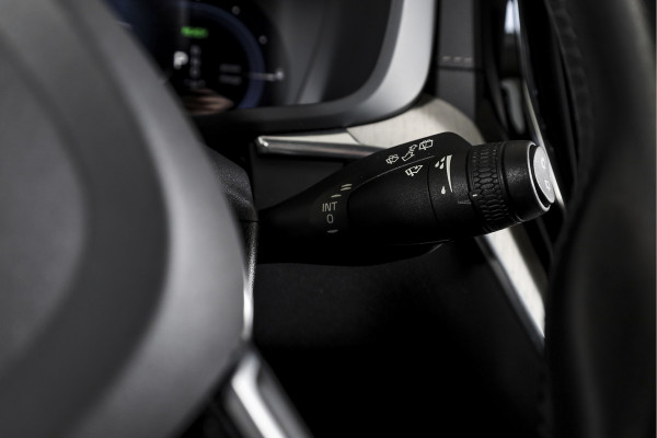 Volvo XC60 2.0 T6 Plug-in hybrid AWD Inscription Exclusive Orig. NL | Luchtvering | Elek. Trekhaak | S/k-panodak | Harman/Kardon | Adapt. Cruise | Stoel-+stuurverw. | 360 Camera | Elek. stoelen | NAV+App. Connect | ECC | LM 19" |