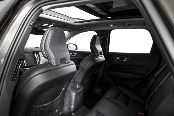 Volvo XC60 2.0 T6 Plug-in hybrid AWD Inscription Exclusive Orig. NL | Luchtvering | Elek. Trekhaak | S/k-panodak | Harman/Kardon | Adapt. Cruise | Stoel-+stuurverw. | 360 Camera | Elek. stoelen | NAV+App. Connect | ECC | LM 19" |