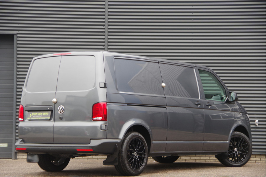 Volkswagen Transporter 2.0 TDI L2 3-ZITS, 150PK AUT. CAMERA, NAVI, CRUISE, AIRCO, CARPLAY, LEDER MF STUURWIEL