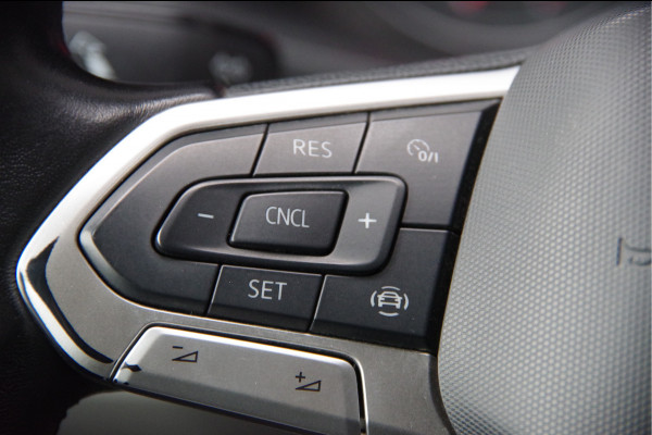 Volkswagen Transporter 2.0 TDI L2 3-ZITS, 150PK AUT. CAMERA, NAVI, CRUISE, AIRCO, CARPLAY, LEDER MF STUURWIEL