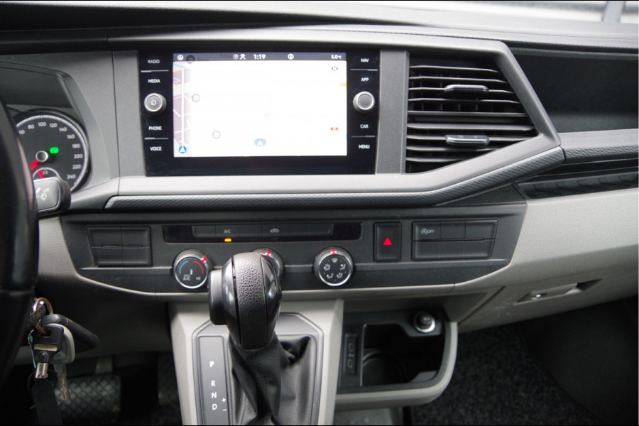Volkswagen Transporter 2.0 TDI L2 3-ZITS, 150PK AUT. CAMERA, NAVI, CRUISE, AIRCO, CARPLAY, LEDER MF STUURWIEL