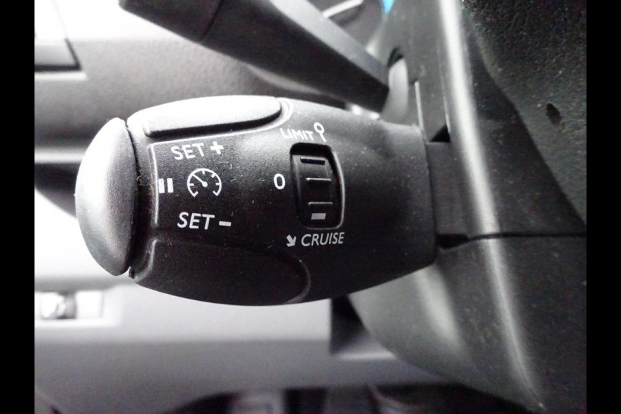 Opel Vivaro-e L2H1 Edition 75 kWh 100 % Elektrisch S.O.H. 90% AIRCO NAVIGATIE 3 PERSOONS