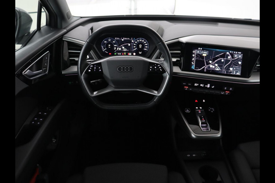 Audi Q4 e-tron 40 Launch edition Advanced 77 kWh | Warmtepomp | Adaptive cruise | Trekhaak | Camera | Stoelverwarming | Matrix LED | Carplay | Navigatie | Sportstoelen | Virtual Cockpit | Parkeerhulp