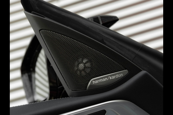 BMW 4 Serie Cabrio M440i xDrive - LCI - 20 inch - Air Collar - Driving Ass Prof - Harman-Kardon