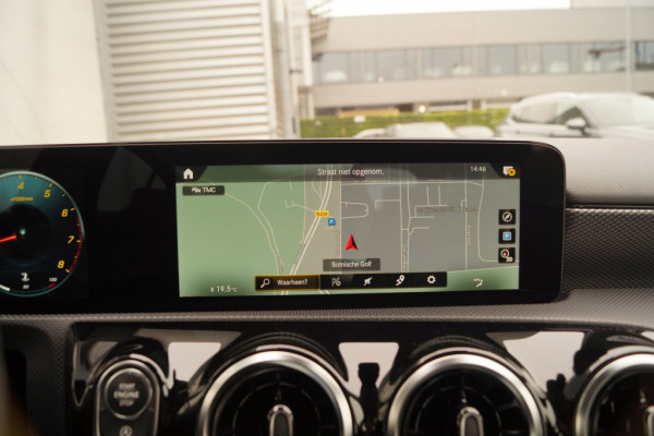 Mercedes-Benz A-Klasse 180 136pk Edition -NAVI-ECC-CAM-PDC-