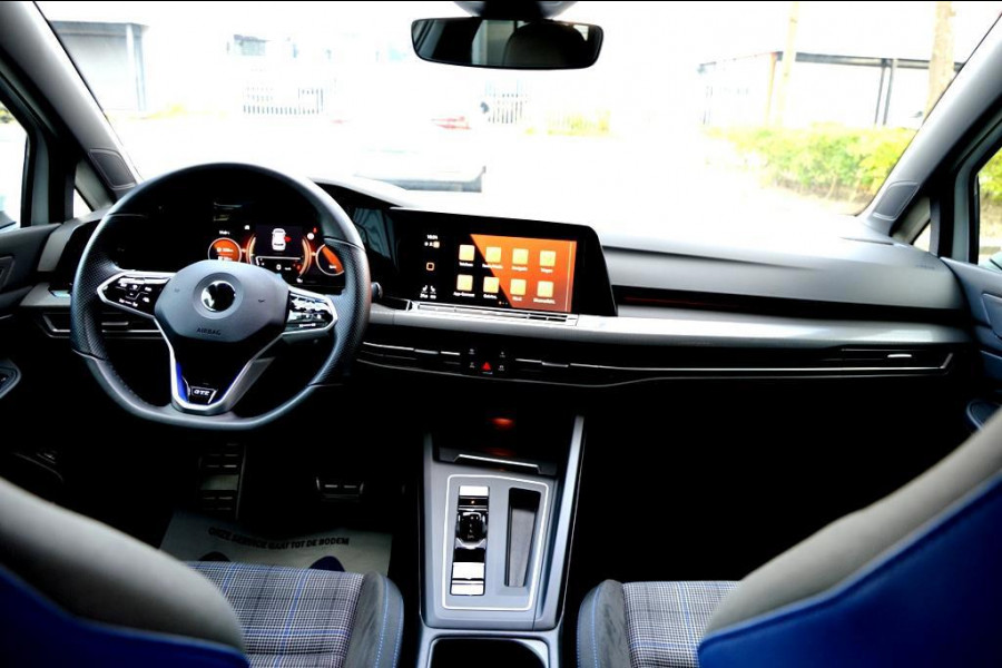 Volkswagen Golf 1.4 eHybrid GTE CARPLAY/NAVI/VIRTUAL COCKPIT