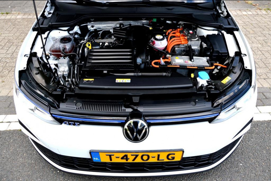 Volkswagen Golf 1.4 eHybrid GTE CARPLAY/NAVI/VIRTUAL COCKPIT