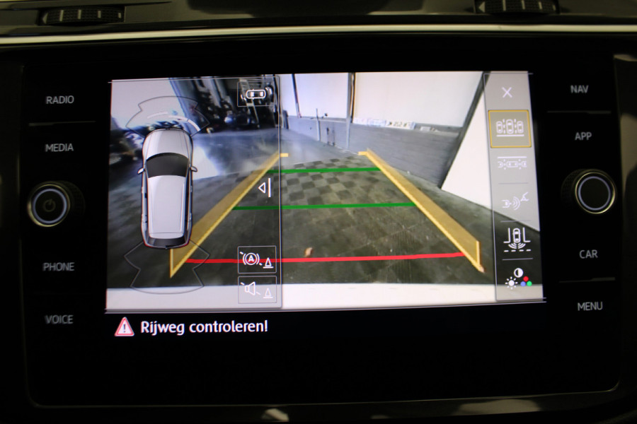 Volkswagen Tiguan 1.5 TSI ACT Highline |Pano|Stoel/Stuur verw.|