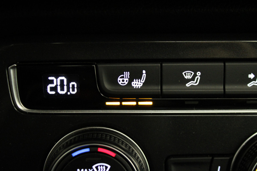 Volkswagen Tiguan 1.5 TSI ACT Highline |Pano|Stoel/Stuur verw.|