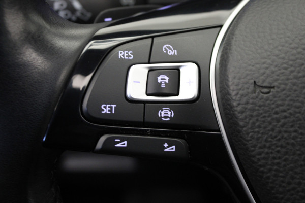 Volkswagen Tiguan 1.5 TSI ACT Highline |Pano|Stoel/Stuur verw.|