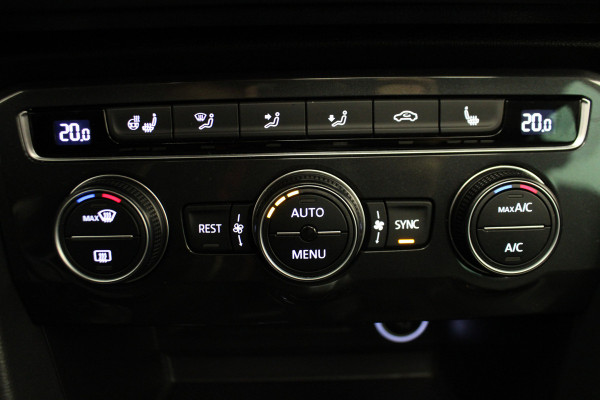 Volkswagen Tiguan 1.5 TSI ACT Highline |Pano|Stoel/Stuur verw.|