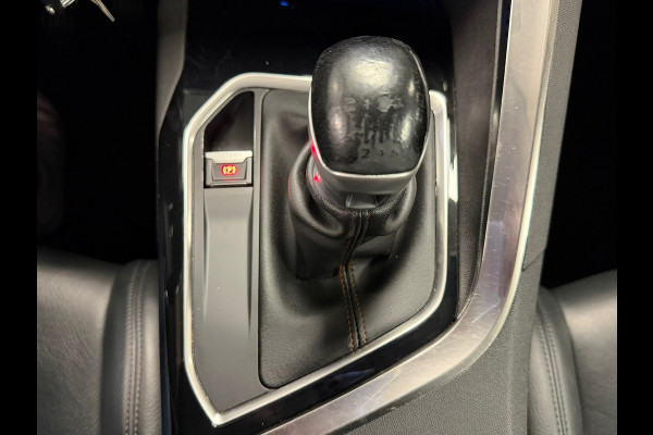 Peugeot 3008 1.2 PureTech Blue Lease Executive APPLE CARPLAY NAVIGATIE PDC CRUISE LEDER AIRCO USB