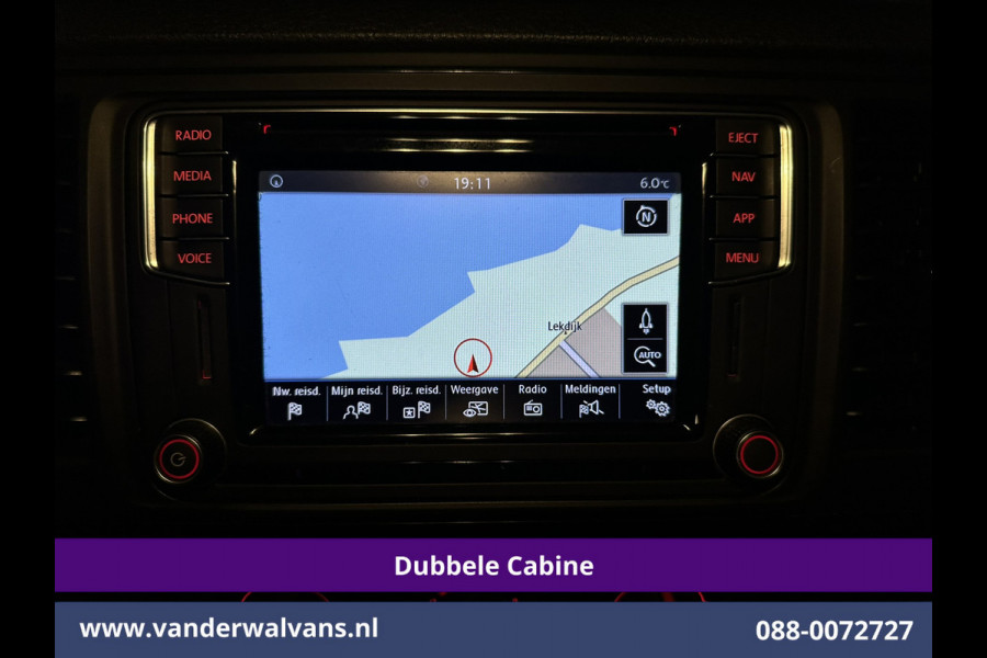 Volkswagen Transporter 2.0 TDI 150pk L2H1 Dubbele cabine Euro6 Airco | 6-Zits | 2500kg Trekhaak | Navigatie | Cruisecontrol | Apple Carplay, Android Auto, Parkeersensoren