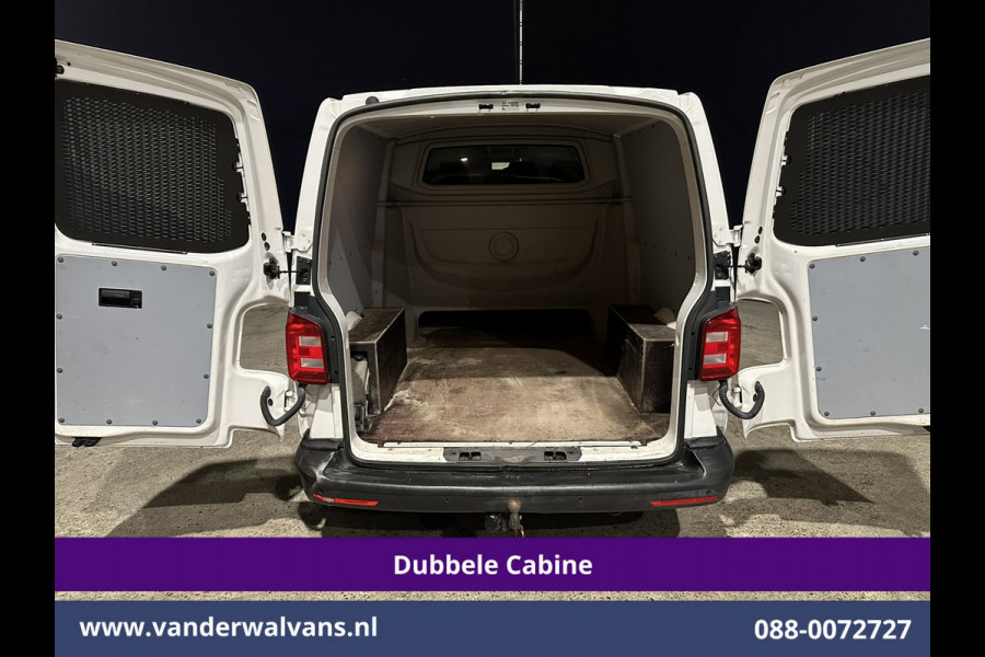 Volkswagen Transporter 2.0 TDI 150pk L2H1 Dubbele cabine Euro6 Airco | 6-Zits | 2500kg Trekhaak | Navigatie | Cruisecontrol | Apple Carplay, Android Auto, Parkeersensoren