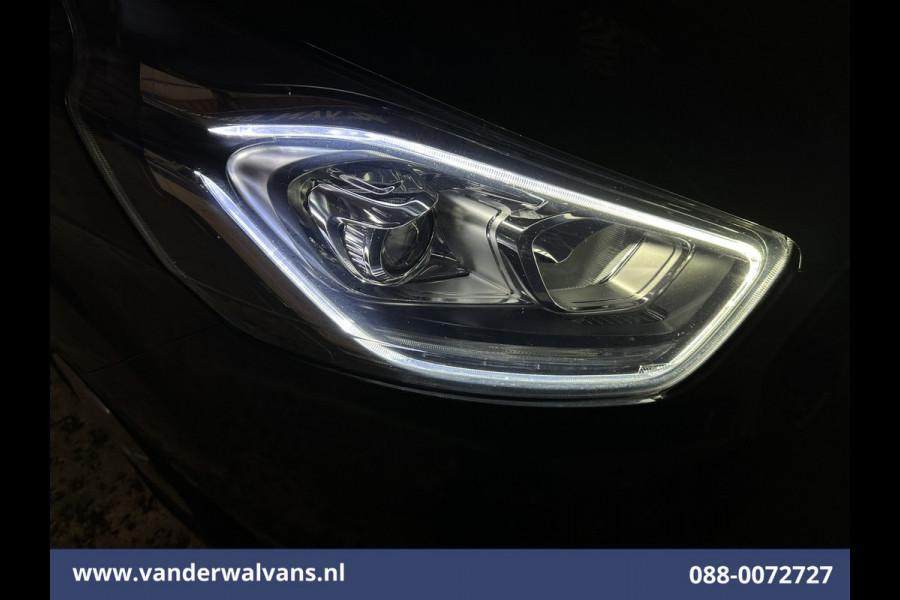 Ford Transit Custom 2.0 TDCI 131pk L2H1 Euro6 Airco | Navigatie | LED | Cruisecontrol | 2800kg Trekhaak Parkeersensoren, Bijrijdersbank