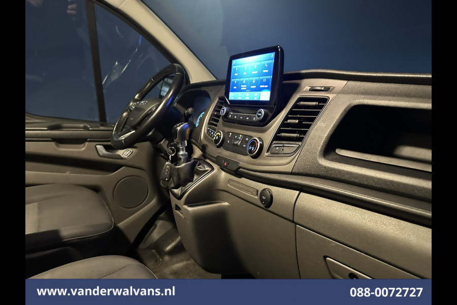 Ford Transit Custom 2.0 TDCI 131pk L2H1 Euro6 Airco | Navigatie | LED | Cruisecontrol | 2800kg Trekhaak Parkeersensoren, Bijrijdersbank