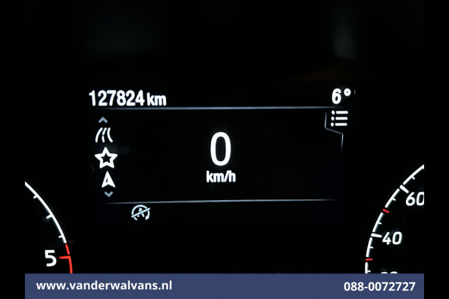 Ford Transit Custom 2.0 TDCI 131pk L2H1 Euro6 Airco | Navigatie | LED | Cruisecontrol | 2800kg Trekhaak Parkeersensoren, Bijrijdersbank