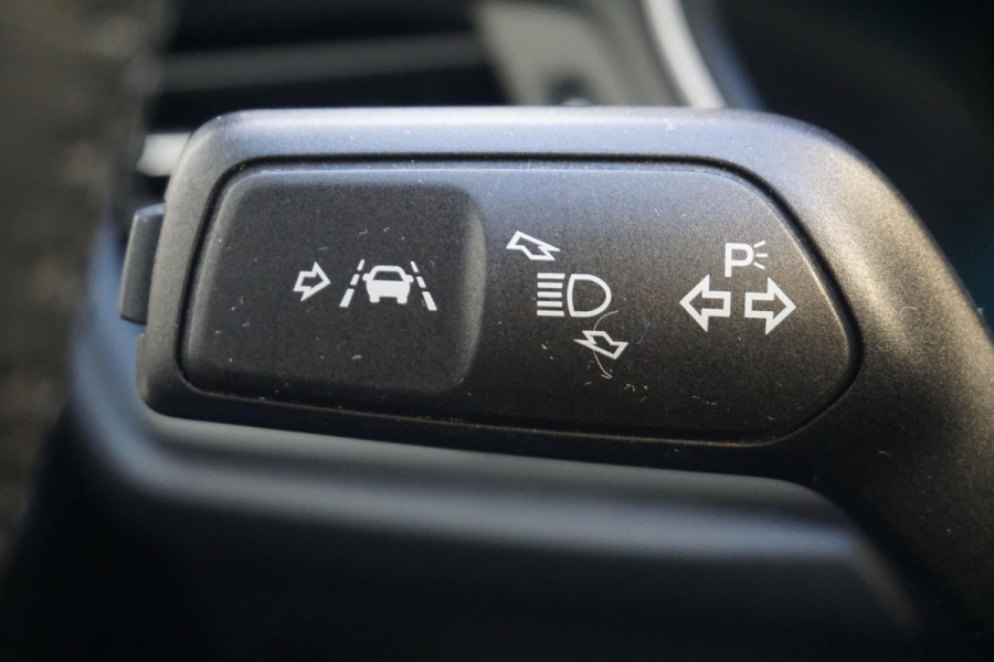 Ford Focus 1.0 EcoB.125PK Edition Business/1e Eigenaar/ Apple CarPlay/Navigatie.