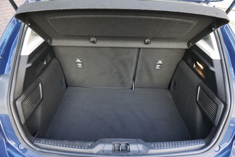 Ford Focus 1.0 EcoB.125PK Edition Business/1e Eigenaar/ Apple CarPlay/Navigatie.