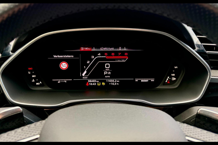 Audi Q3 TFSI RS / BOMVOL / RIJKLAAR