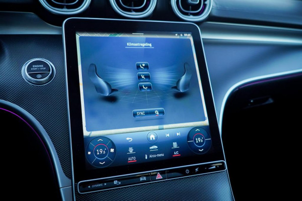 Mercedes-Benz C-Klasse Estate 200 AMG Line / Pano / Burmester / Trekhaak / Stoelverwarming