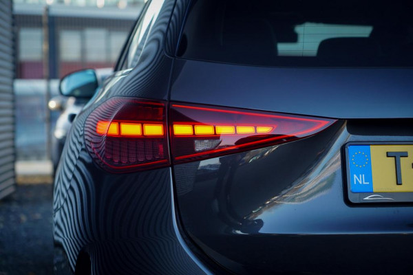 Mercedes-Benz C-Klasse Estate 200 AMG Line / Pano / Burmester / Trekhaak / Stoelverwarming