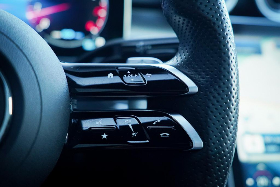 Mercedes-Benz C-Klasse Estate 200 AMG Line / Pano / Burmester / Trekhaak / Stoelverwarming