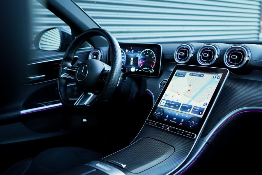 Mercedes-Benz C-Klasse Estate 200 AMG Line / Pano / Burmester / Trekhaak / Stoelverwarming