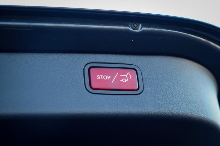 Mercedes-Benz C-Klasse Estate 200 AMG Line / Pano / Burmester / Trekhaak / Stoelverwarming