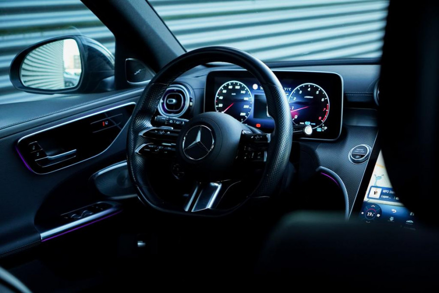 Mercedes-Benz C-Klasse Estate 200 AMG Line / Pano / Burmester / Trekhaak / Stoelverwarming