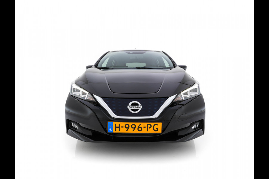 Nissan Leaf Tekna 40 kWh (SOH-83%) (INCL-BTW) *Aut.*LEATHER | FULL-LED | BOSE-AUDIO | TOPVIEW | DAB | KEYLESS | NAVI-FULLMAP | DAB | HEATED-COMFORTSEATS | PRIVACY-GLASS | ADAPTIVE-CRUISE | 17''ALU*