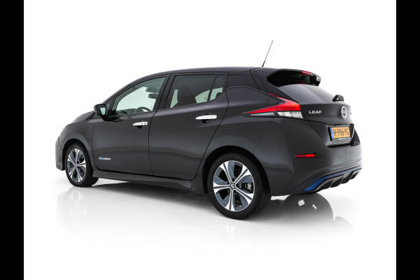 Nissan Leaf Tekna 40 kWh (SOH-83%) (INCL-BTW) *Aut.*LEATHER | FULL-LED | BOSE-AUDIO | TOPVIEW | DAB | KEYLESS | NAVI-FULLMAP | DAB | HEATED-COMFORTSEATS | PRIVACY-GLASS | ADAPTIVE-CRUISE | 17''ALU*