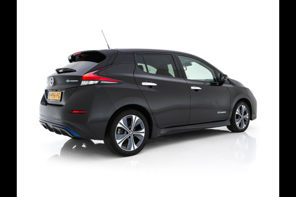 Nissan Leaf Tekna 40 kWh (SOH-83%) (INCL-BTW) *Aut.*LEATHER | FULL-LED | BOSE-AUDIO | TOPVIEW | DAB | KEYLESS | NAVI-FULLMAP | DAB | HEATED-COMFORTSEATS | PRIVACY-GLASS | ADAPTIVE-CRUISE | 17''ALU*