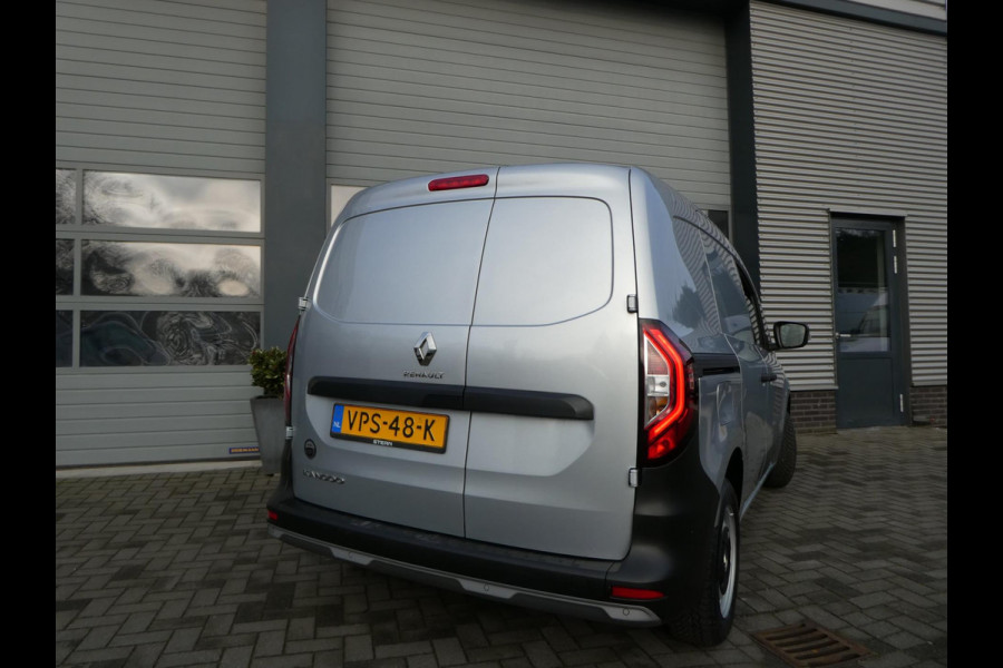 Renault Kangoo 1.5 Blue dCi Met Airco, PDC, Cruisecontrol.