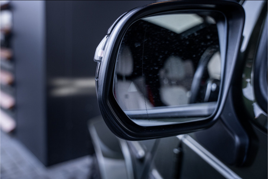 Mercedes-Benz G-Klasse G63 - Olijf Groen | Panorama | Burmester | Stoelkoeling & Massage