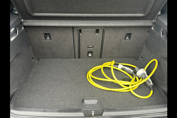 Volkswagen ID.3 First Max 58 kWh SOH 89%|PANO|HEAD UP|STOELVERW