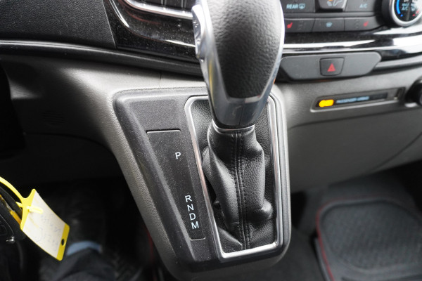 Ford Transit Custom 300 2.0 TDCI 170PK L2H1 Limited Dubbelcabine Automaat Airco | Adap.Cruise | Navi | Camera | Schuifdeur links en rechts