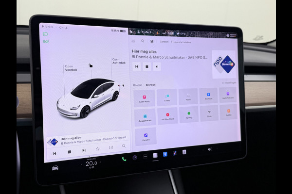 Tesla Model 3 SR+ 60kWh 326PK AutoPilot Leer PanoramaDak Adaptive Cruise Lmv 18" Camera's Elektr.-Stuur+Stoelen+Spiegels+Geheugen+Easy-Entry+V Navi LED Comfortstoelen Soh 87% ACC DAB Keyless en Voorverwarmen interieur via App One-Pedal-Drive Origineel Nederlandse auto tot 11kw laden thuis! Garantie Accu tot 10-12-2027 max 160.000km 1.584kg licht!