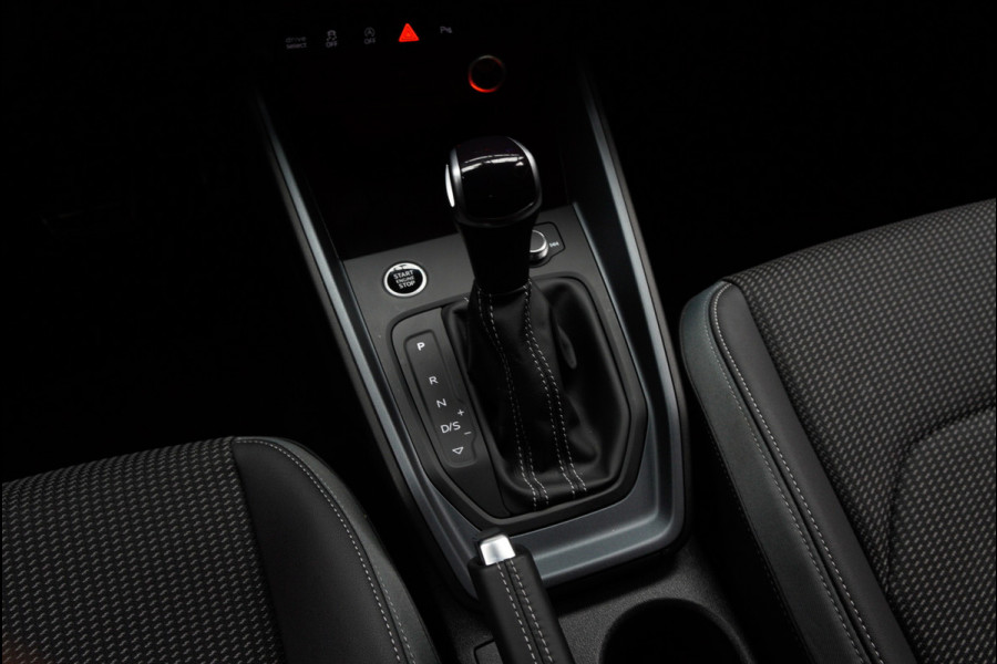 Audi A1 Sportback 40 TFSI S- Line Leder Camera Navi Virtual Climate Sonos PDC LM velgen Stoelverwarming Carplay BTW auto