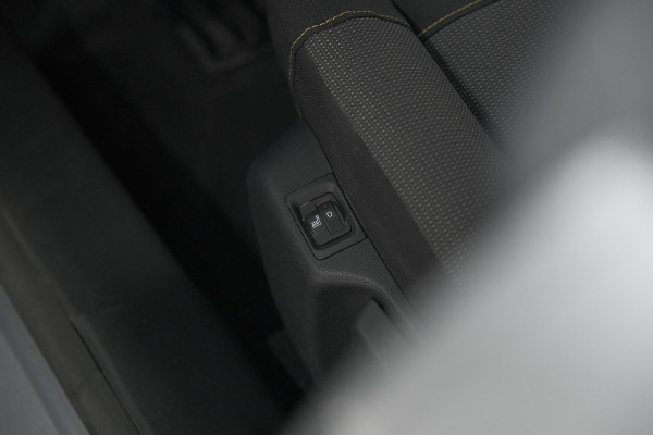 Citroën C3 PureTech 82 C-Series | Trekhaak | Stoelverwarming | Camera | Apple CarPlay