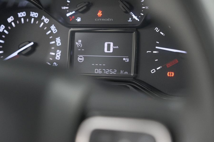 Citroën C3 PureTech 82 C-Series | Trekhaak | Stoelverwarming | Camera | Apple CarPlay