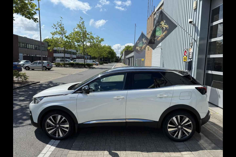 Peugeot 3008 1.6 HYbrid4 300 GT 300PK LMV-19/NAVI/LEER/360º