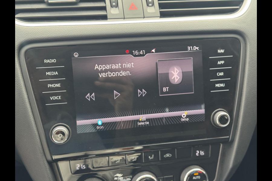 Škoda Octavia Combi 1.5 TSI Greentech Business AUT NAVI NAP!