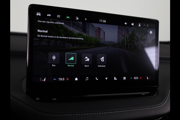 Škoda Enyaq 60 Sportline 204 pk | Panoramadak | Adaptive Cruise Control | Blind Spot |