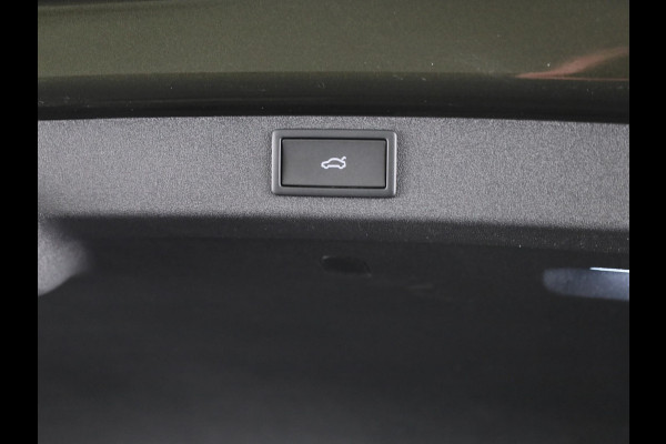 Škoda Enyaq 60 Sportline 204 pk | Panoramadak | Adaptive Cruise Control | Blind Spot |