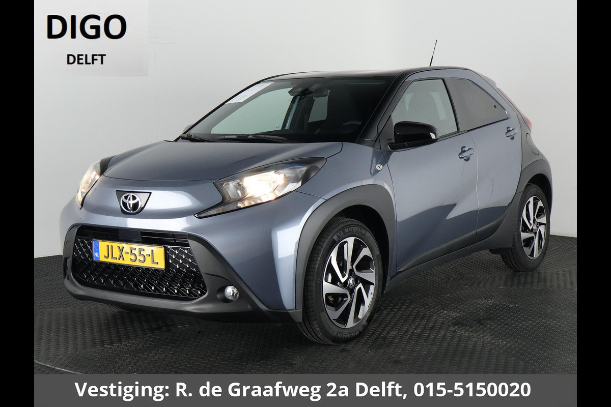 Toyota Aygo X 1.0 VVT-i MT Pulse Bi-Tone | Apple Carplay & AndroidAUTO | Stoelverwarming | Camera |