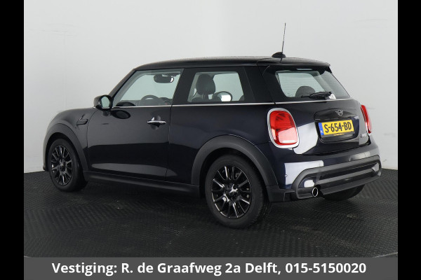MINI Mini 1.5 Cooper Sports Classic Automaat | Apple Carplay & AndroidAUTO | Parkeersensoren | 1e eigenaar |