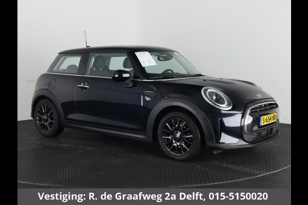 MINI Mini 1.5 Cooper Sports Classic Automaat | Apple Carplay & AndroidAUTO | Parkeersensoren | 1e eigenaar |
