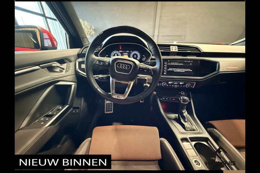 Audi Q3 45 TFSI e S edition. Pano. 2X S-Line. Apple-carplay. Blackline. 19 inch.