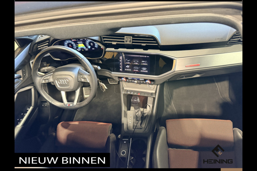 Audi Q3 45 TFSI e S edition. Pano. 2X S-Line. Apple-carplay. Blackline. 19 inch.